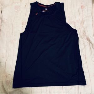 Black workout tank